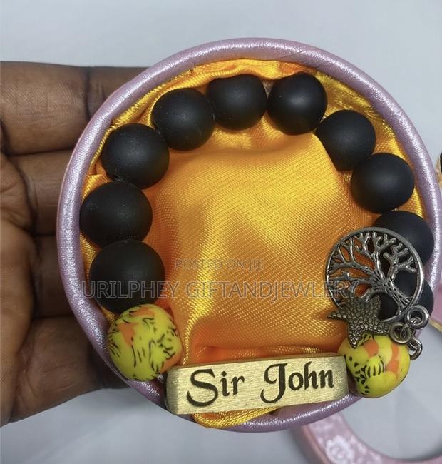 Customized Beaded Bracelets · Photo 1