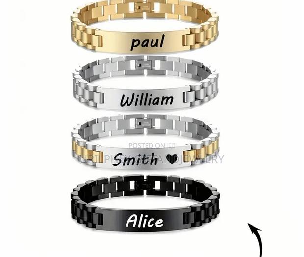 Customized Bracelets · Photo 3