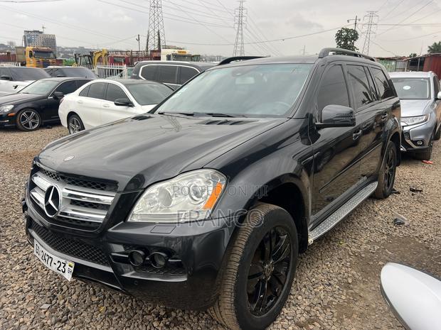Mercedes-Benz GL-Class GL 450 2012 Gray · Photo 2