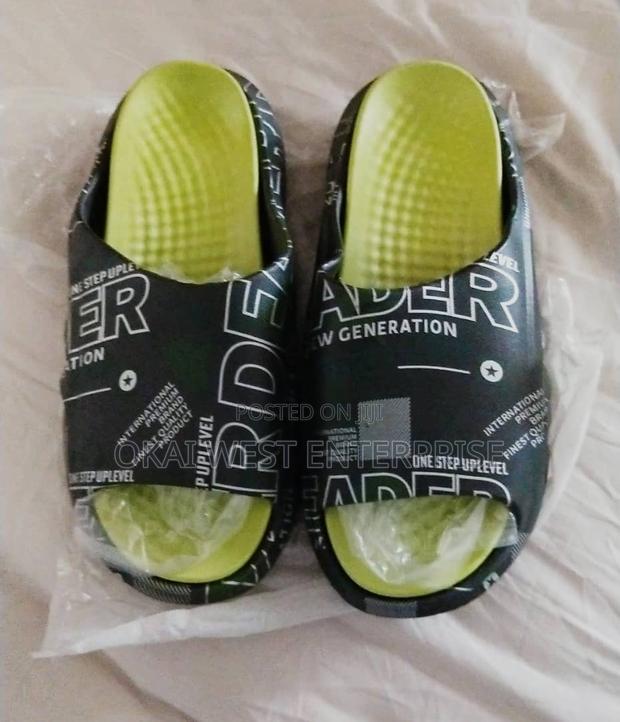 Special Slippers · Photo 2