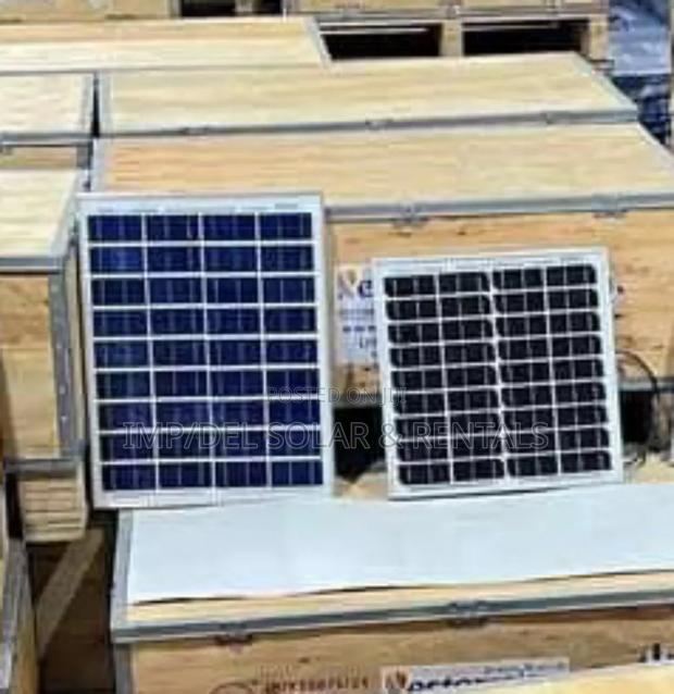 15w Mono Solar Panel · Photo 1
