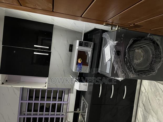 2bed Luxury+Starlink Internet /DSTV/ · Photo 3