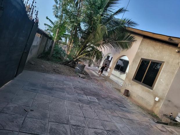 Furnished 5bdrm House in Arkomensplus, Tema Metropolitan for sale · Photo 2