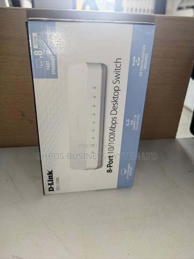 8 Port 10/100mbps Desktop Switch · Photo 1