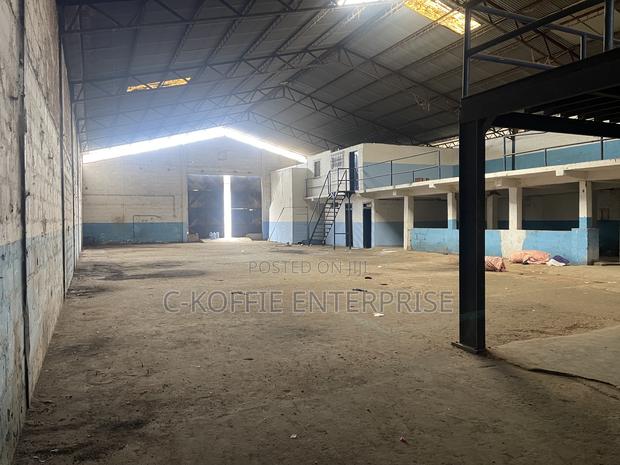 1000 SQM Warehouse at North Kaneshie Industrial Area · Photo 7