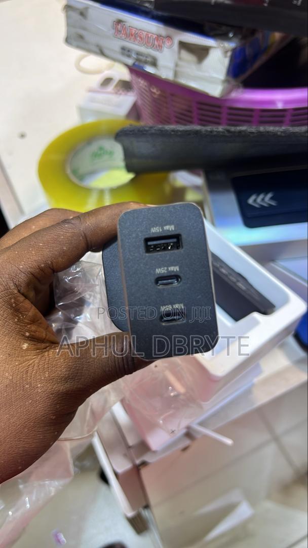 Original Samsung Charger · Photo 2