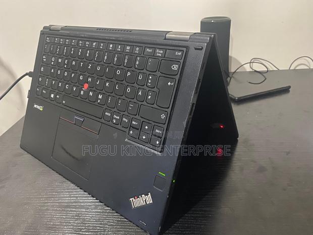Laptop Lenovo ThinkPad Yoga 370 8GB Intel Core I5 SSD 512GB · Photo 4