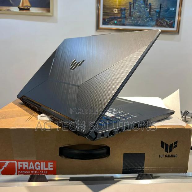 New Laptop 16GB AMD Ryzen 7 SSD 512GB · Photo 3