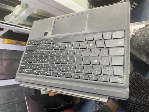 Microsoft (Surface Pro Keyboard Uk Used · Photo 1