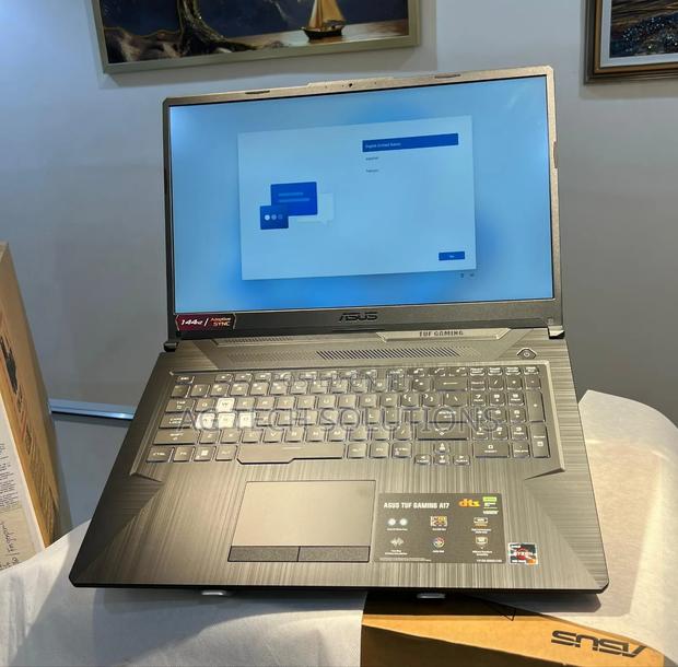 New Laptop 16GB AMD Ryzen 7 SSD 512GB · Photo 2