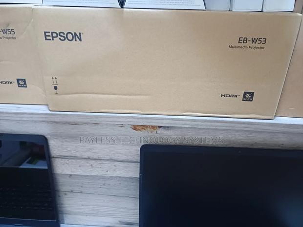 Epson Projector Eb-W53 4000 Lumens · Photo 2