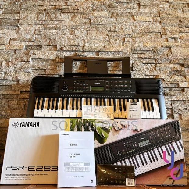 Yamaha 61-Key Portable Keyboard(Psr E-283) · Photo 1