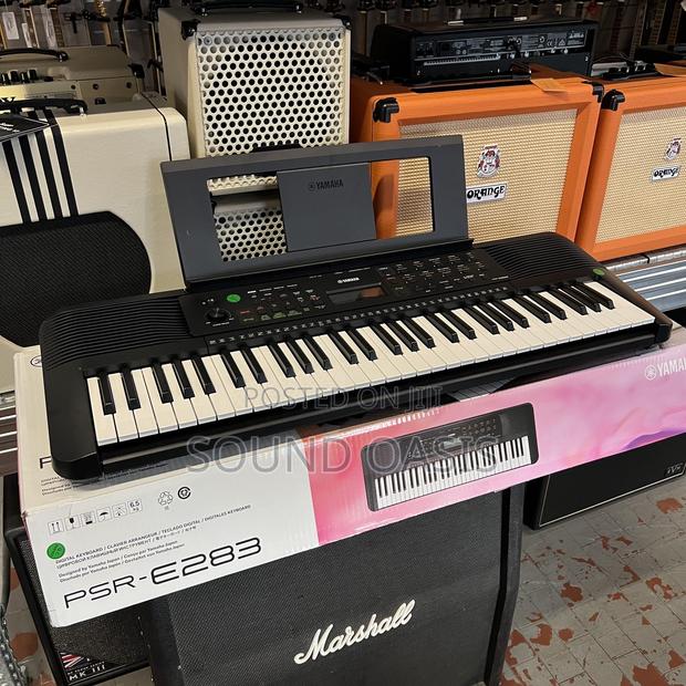 Yamaha 61-Key Portable Keyboard(Psr E-283) · Photo 2