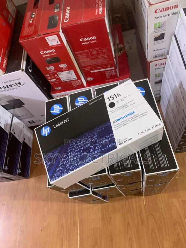 Hp 151a Original Black White Toner · Photo 1