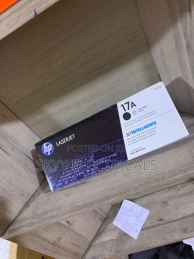 Hp 17a Black White Toner Original · Photo 1