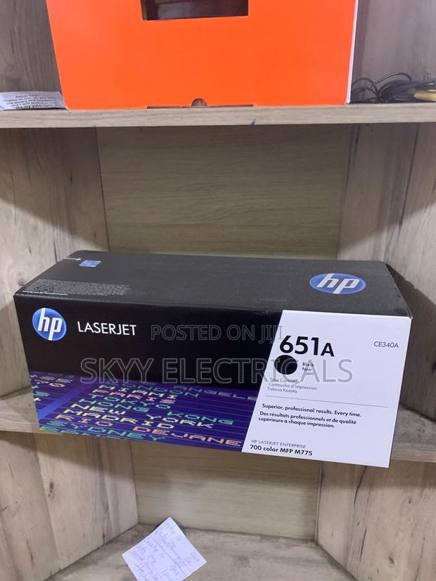 Hp 651a Original Black White Toner · Photo 1