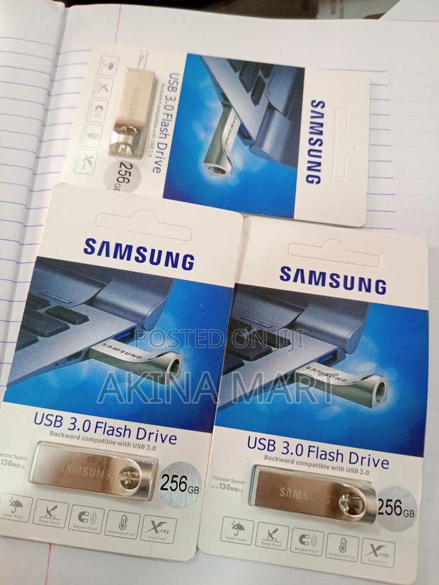 Samsung 256gb Usb.0 · Photo 2