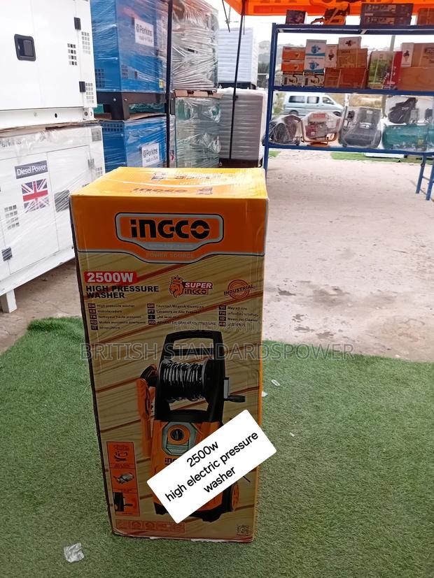 Electric Powered High-Pressure Washer 2500w · Photo 1