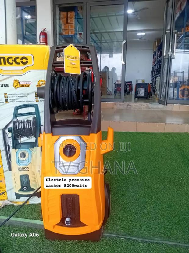 Pressure Cleaning Ingco Gasoline Generator 2800wats · Photo 1