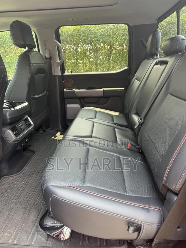 Ford F-150 LARIAT 2021 Red · Photo 4