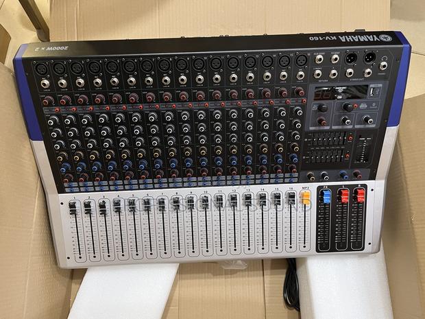 Yamaha Mixer 16channel · Photo 1