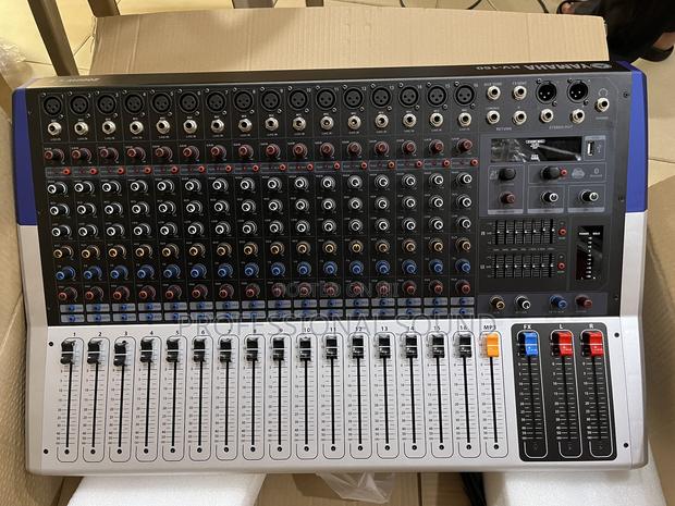 Yamaha Mixer 16channel · Photo 4