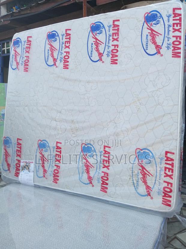 Real Comfortable King Mattress 12" · Photo 2