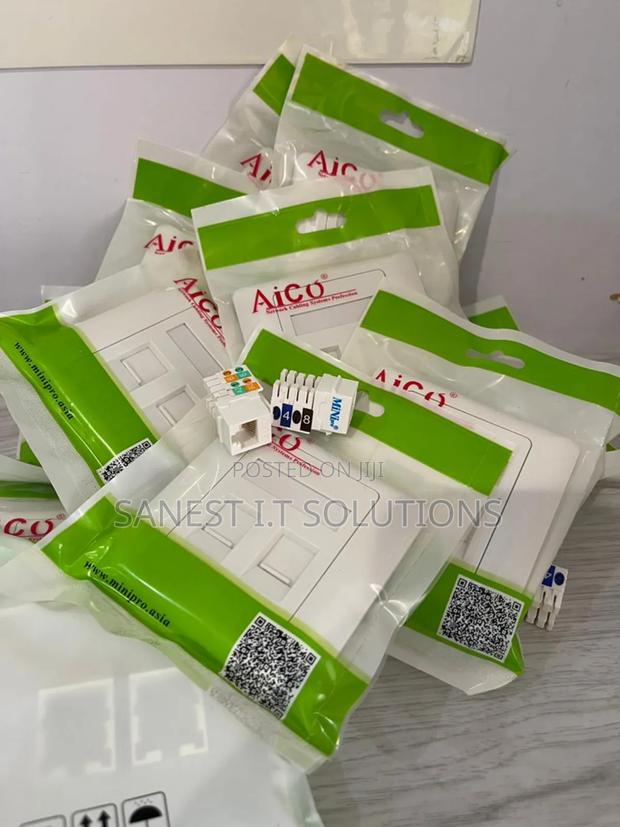 Double Faceplate With Rj45 Keystone Jack Aico · Photo 1