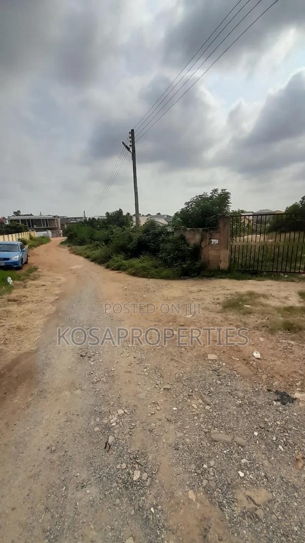 2plots Behind the Palace Mall for Sale · Photo 4