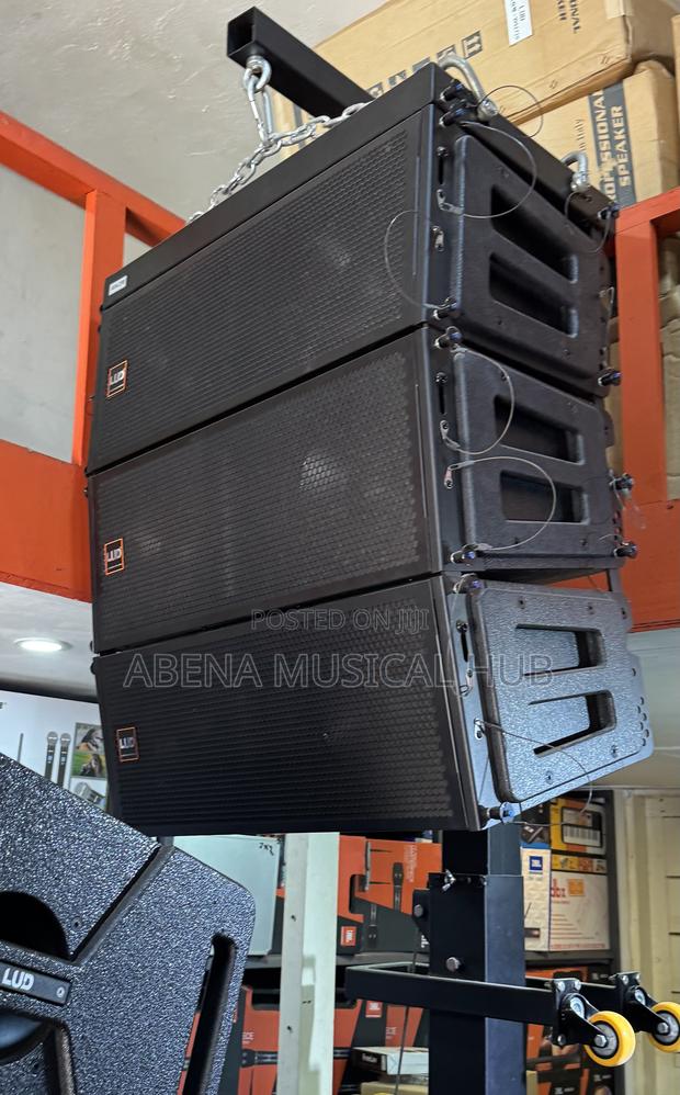 Lud Arrays Speakers (12 Inches) · Photo 1