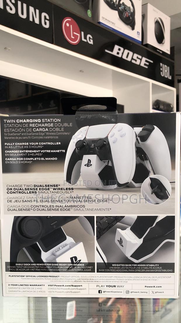 Powera Ps5 Dualsense Controller Charging Station · Photo 2
