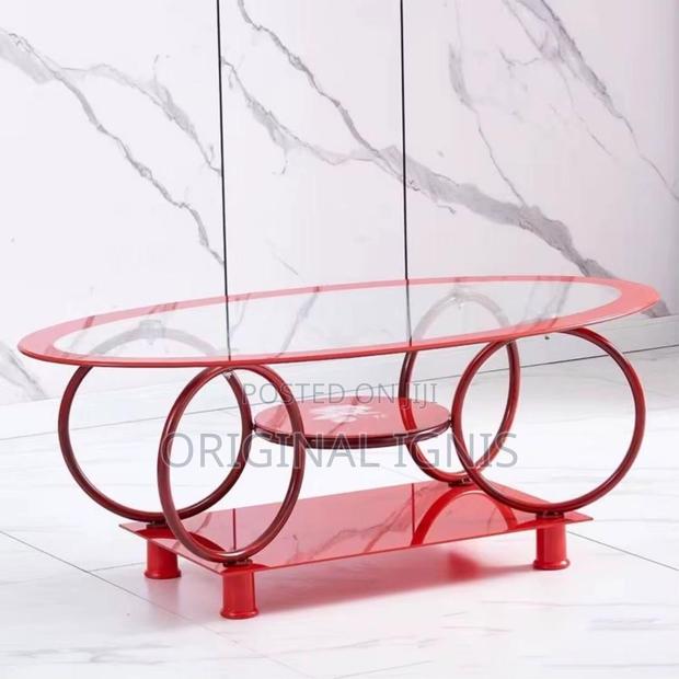 Glass Center Table · Photo 1