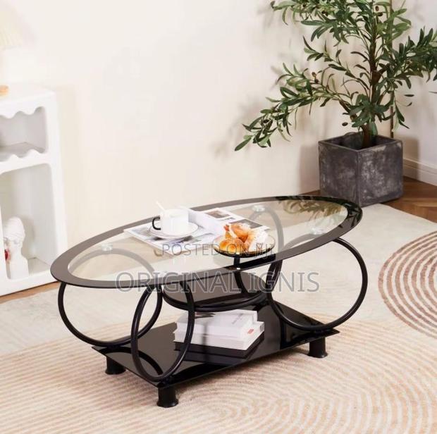 Glass Center Table · Photo 2
