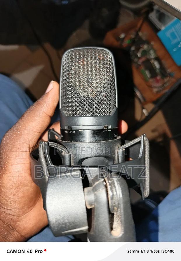 Shure Pga27 Studio Microphone · Photo 2