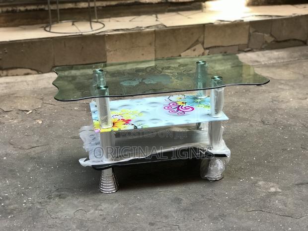 Glass Center Table · Photo 1