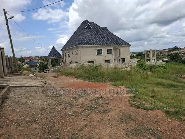 One Full Plot of Land for Sale in Sokoban Apaaso · Photo 1