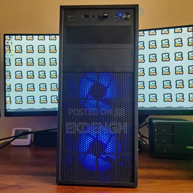 Desktop Computer 8GB Intel Xeon SSD 256GB · Photo 1
