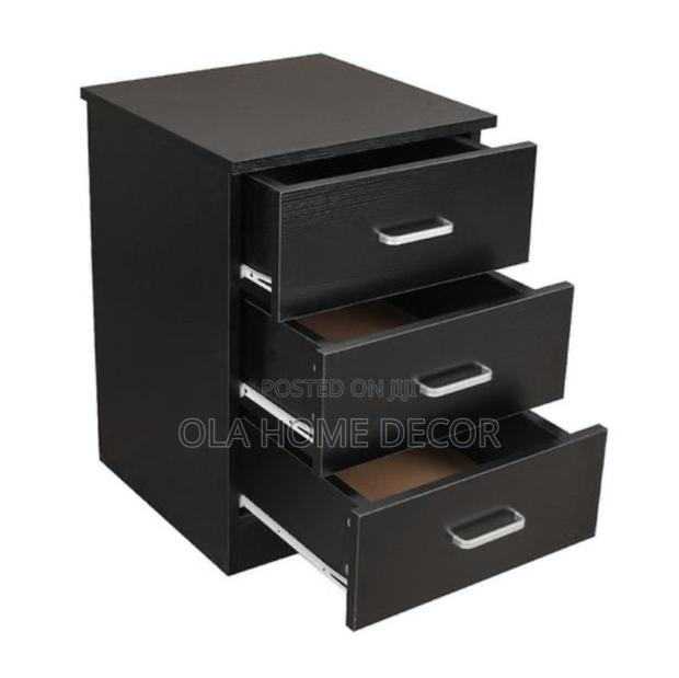 Bed Side Drawer · Photo 1