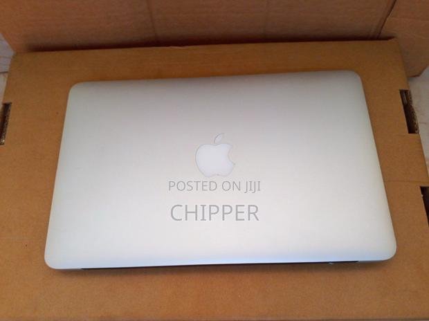 Laptop Apple MacBook Air 4GB Intel Core I7 SSD 128GB · Photo 3