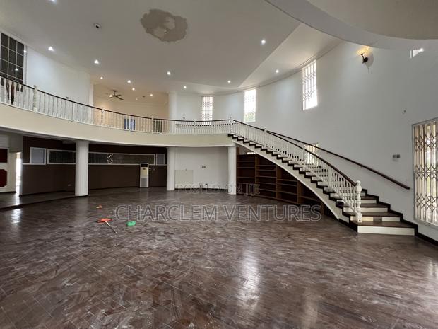 11bdrm Mansion in Charclem Ventures, East Legon for sale · Photo 8