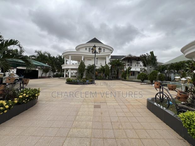 11bdrm Mansion in Charclem Ventures, East Legon for sale · Photo 4