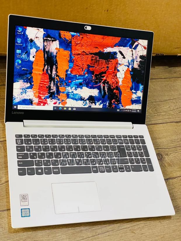 Laptop Lenovo IdeaPad 320 8GB Intel Core i5 SSD 256GB ยท Photo 3