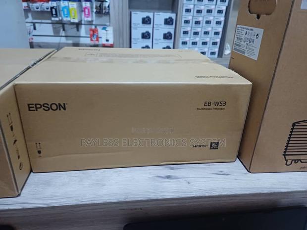 Epson Eb-W53 Wxga Lamp 4,000 Lumens Projector · Photo 1