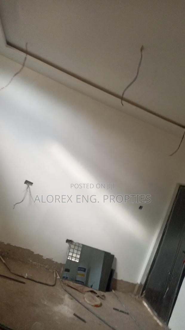 4bdrm Duplex in Otinibi, Danfa for sale · Photo 8