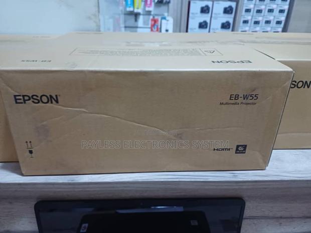 Epson Projector Eb-W55 4000 Lumens · Photo 2