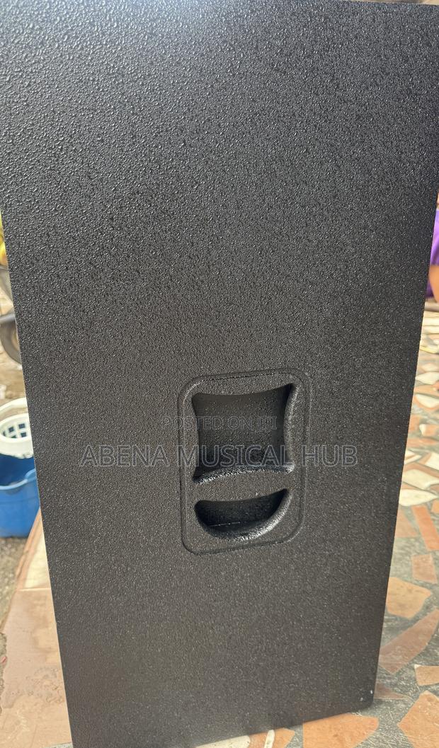 RCF (Pair) Short Range Speaker · Photo 3