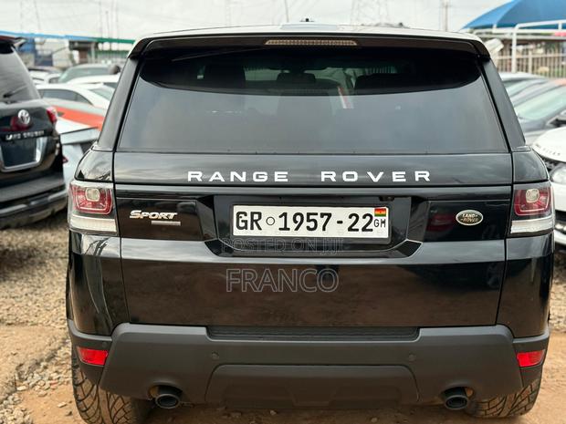 Land Rover Range Rover Sport SE Td6 4x4 (3.0L 6cyl 8A) 2016 Black · Photo 5