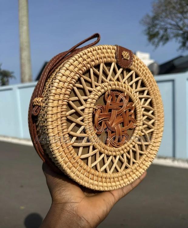 Rattan Bags · Photo 2