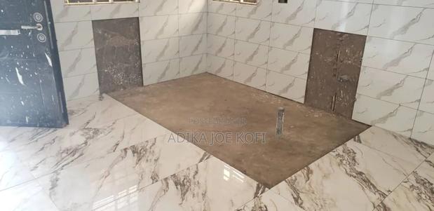 Excellent Exterior and Interior Tilling · Photo 2
