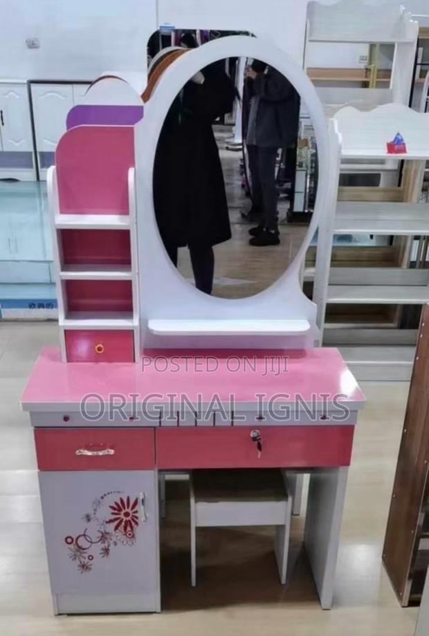Dressing Mirror · Photo 1